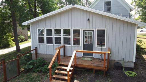 916 Hoffman Street W, Cannon Falls, MN 55009