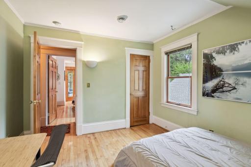 215 Cecil Street SE, Minneapolis, MN 55414