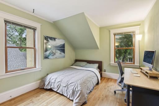 215 Cecil Street SE, Minneapolis, MN 55414