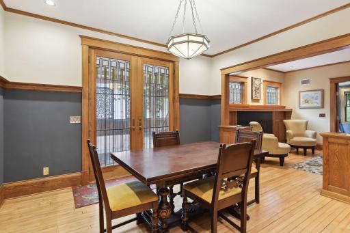 215 Cecil Street SE, Minneapolis, MN 55414