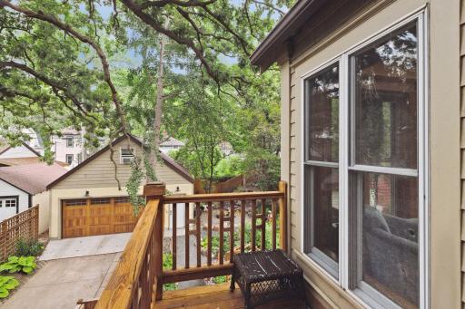 215 Cecil Street SE, Minneapolis, MN 55414