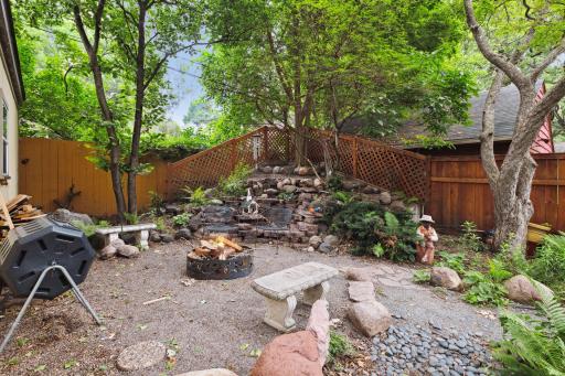 215 Cecil Street SE, Minneapolis, MN 55414