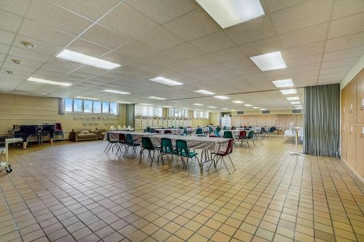 717 Highway 7, Hopkins, MN 55305