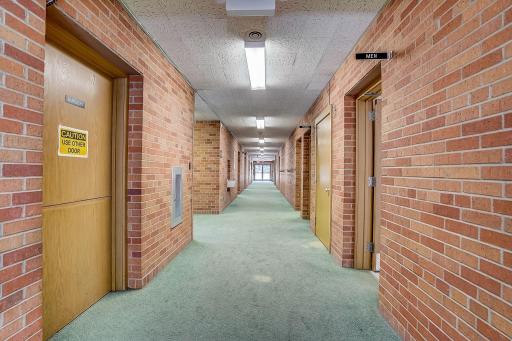717 Highway 7, Hopkins, MN 55305