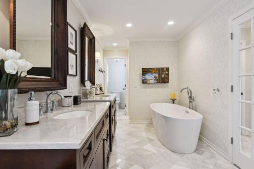 17745 Maple Hill Road, Wayzata, MN 55391