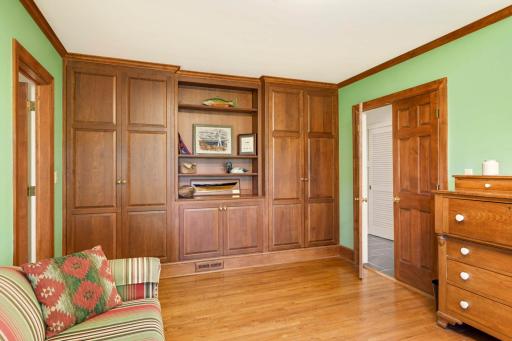 5615 Covington Road, Excelsior, MN 55331