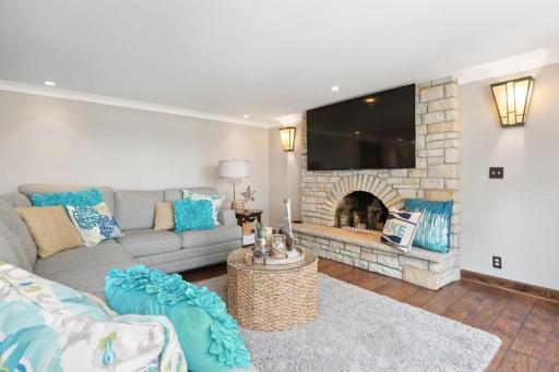 5920 Kirkwood Circle, Plymouth, MN 55442