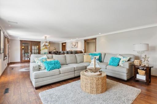 5920 Kirkwood Circle, Plymouth, MN 55442