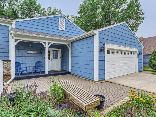 Exterior Front Entry