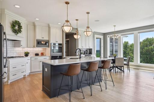 185 Hamilton Hills, Orono, MN 55359