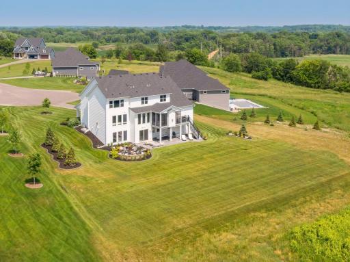 185 Hamilton Hills, Orono, MN 55359