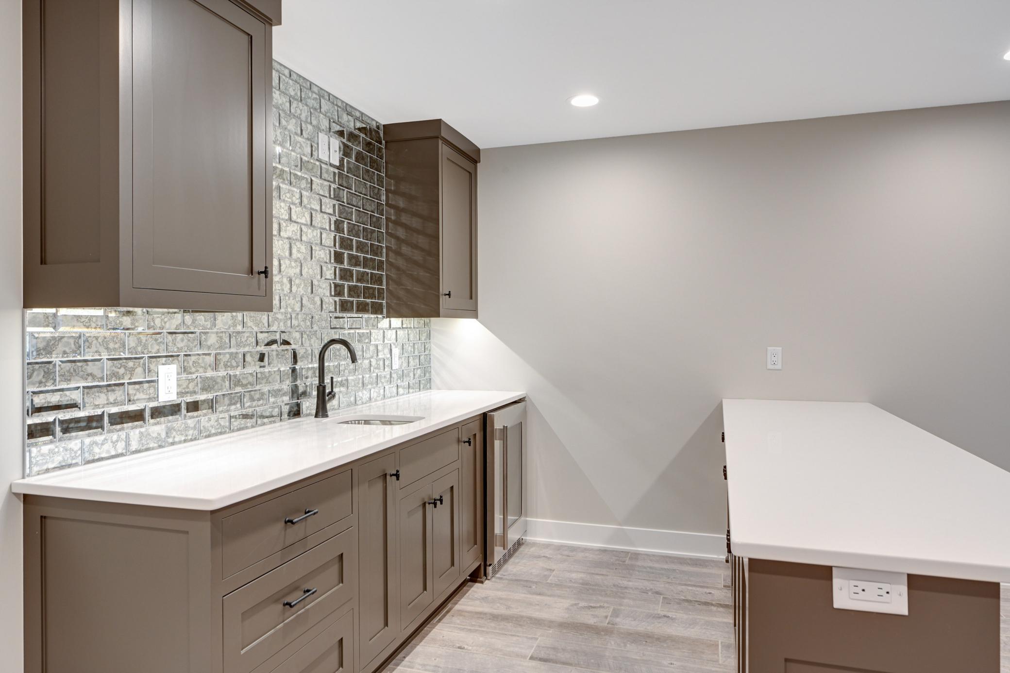 Lower level wet bar
