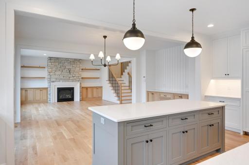 10040 Azure Skies, Eden Prairie, MN 55347