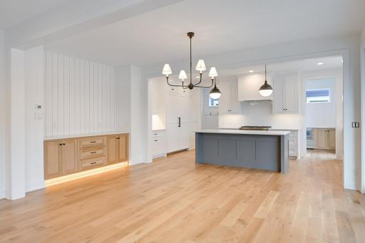 10040 Azure Skies, Eden Prairie, MN 55347