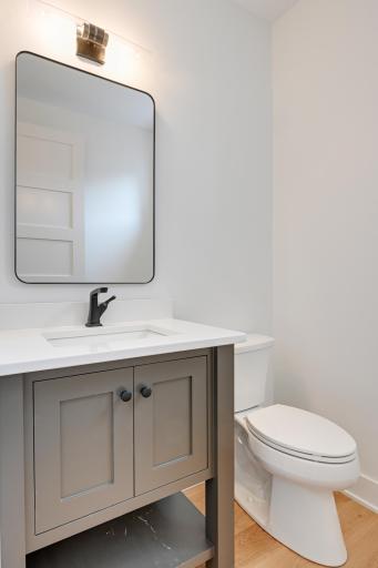 10040 Azure Skies, Eden Prairie, MN 55347