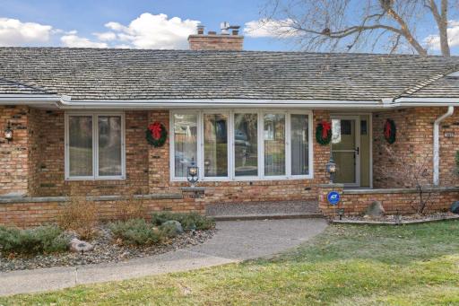 1860 Major Drive N, Golden Valley, MN 55422