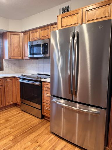 1860 Major Drive N, Golden Valley, MN 55422