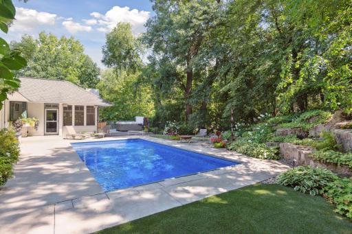 2226 Oakland Road, Minnetonka, MN 55305