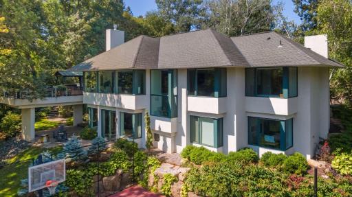 2226 Oakland Road, Minnetonka, MN 55305