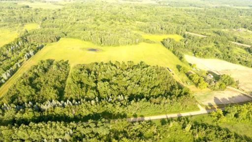 000 Beaver Claw Road, Brook Park, MN 55007