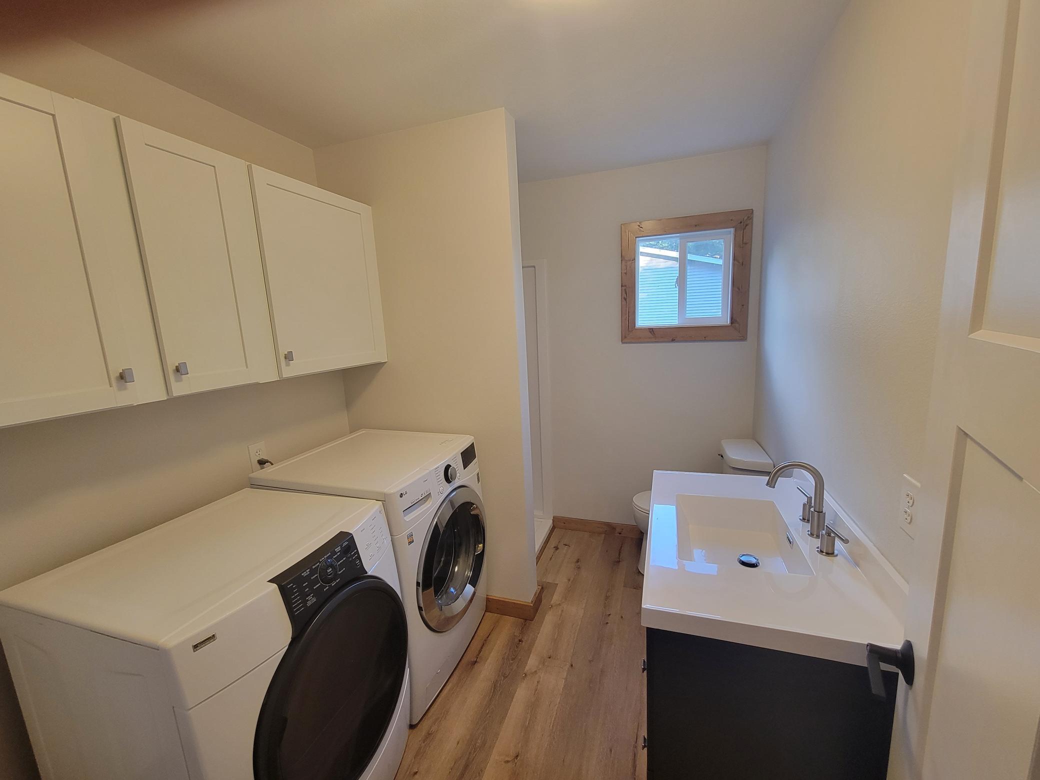 Bathroom & Laundry