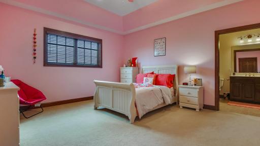 S7550 Tamara Drive, Eau Claire, WI 54701