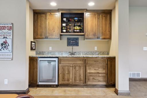 5105 Suburban Drive, Excelsior, MN 55331