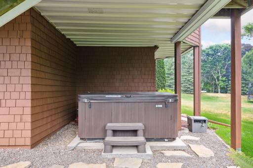 5105 Suburban Drive, Excelsior, MN 55331