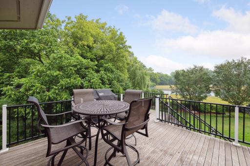 5105 Suburban Drive, Excelsior, MN 55331