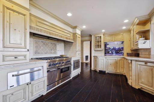 2660 Hamel Road, Hamel, MN 55340