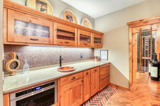21627 Broadwater Drive, Pelican Rapids, MN 56572