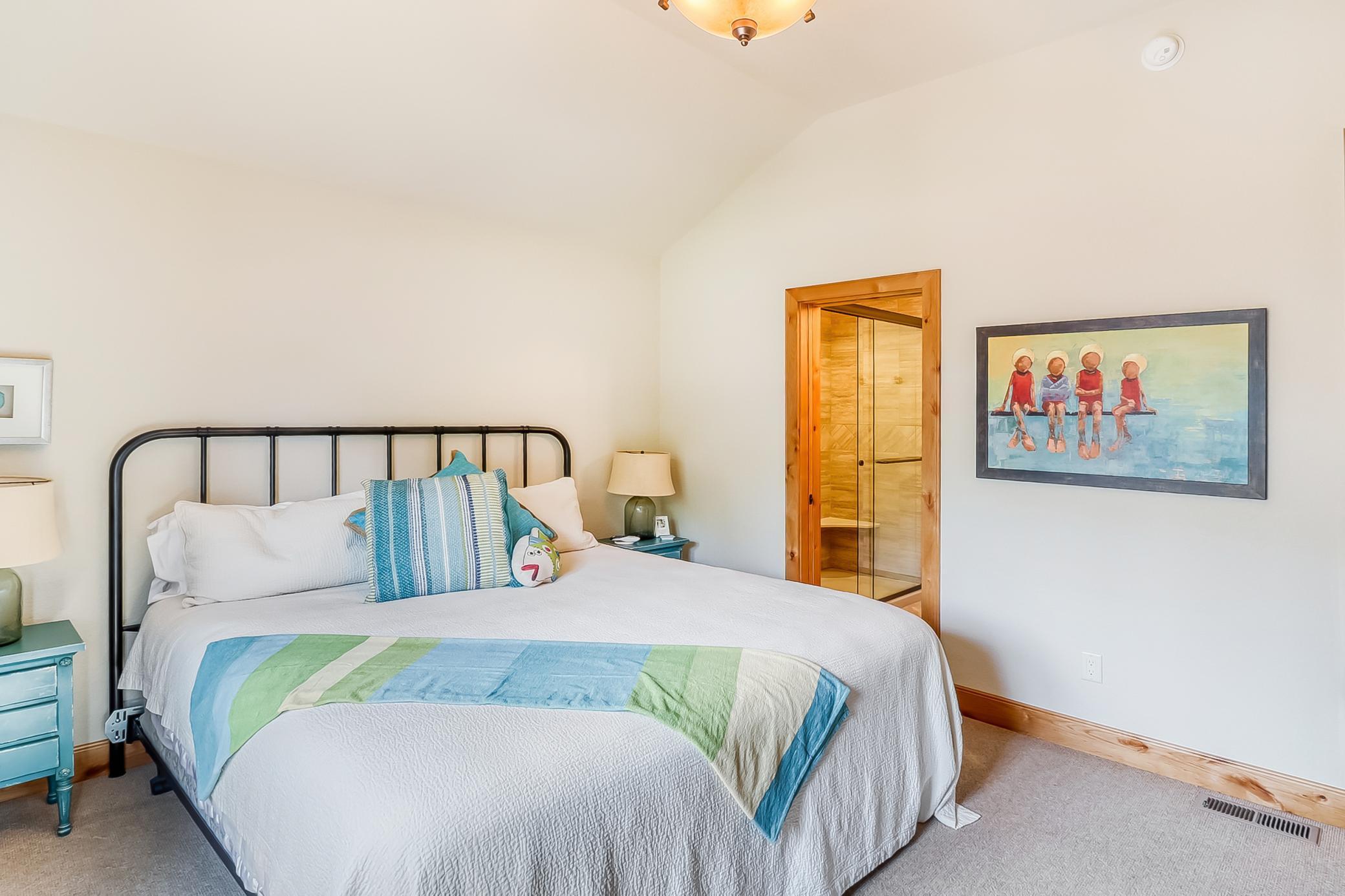 Upstairs Bonusroom2_2.jpg