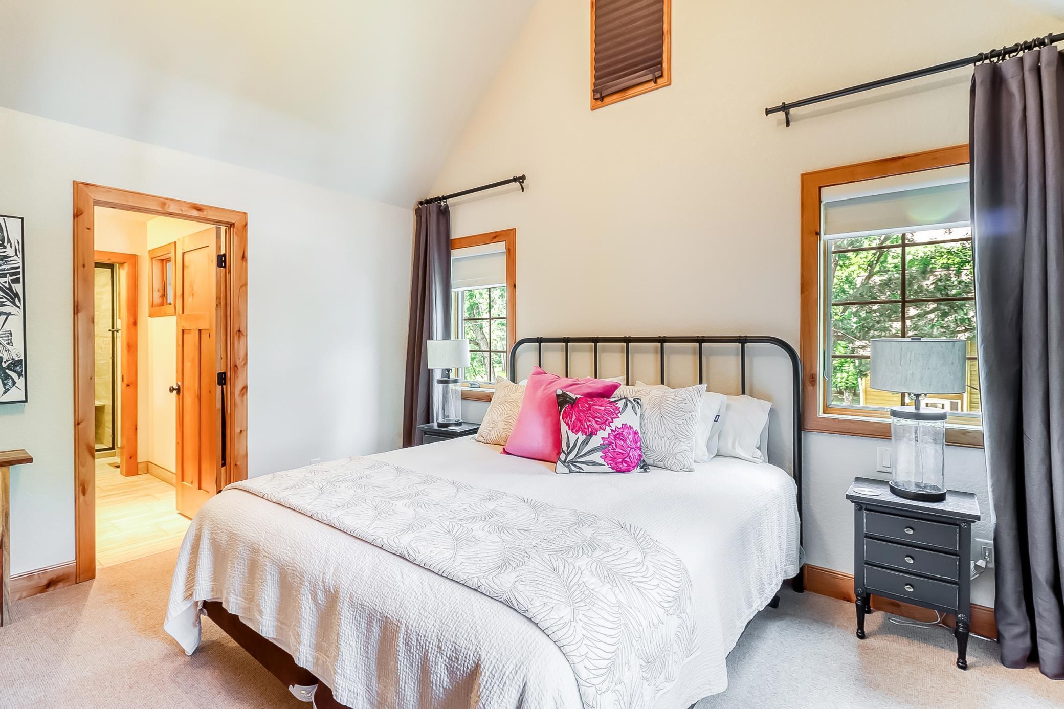 Upstairs Bonusroom4_3.jpg