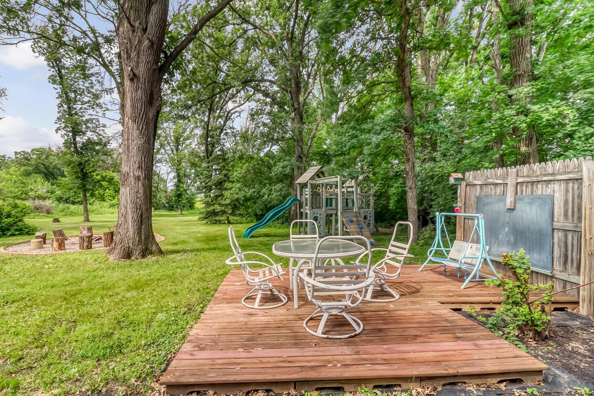 Backyard1_1.jpg