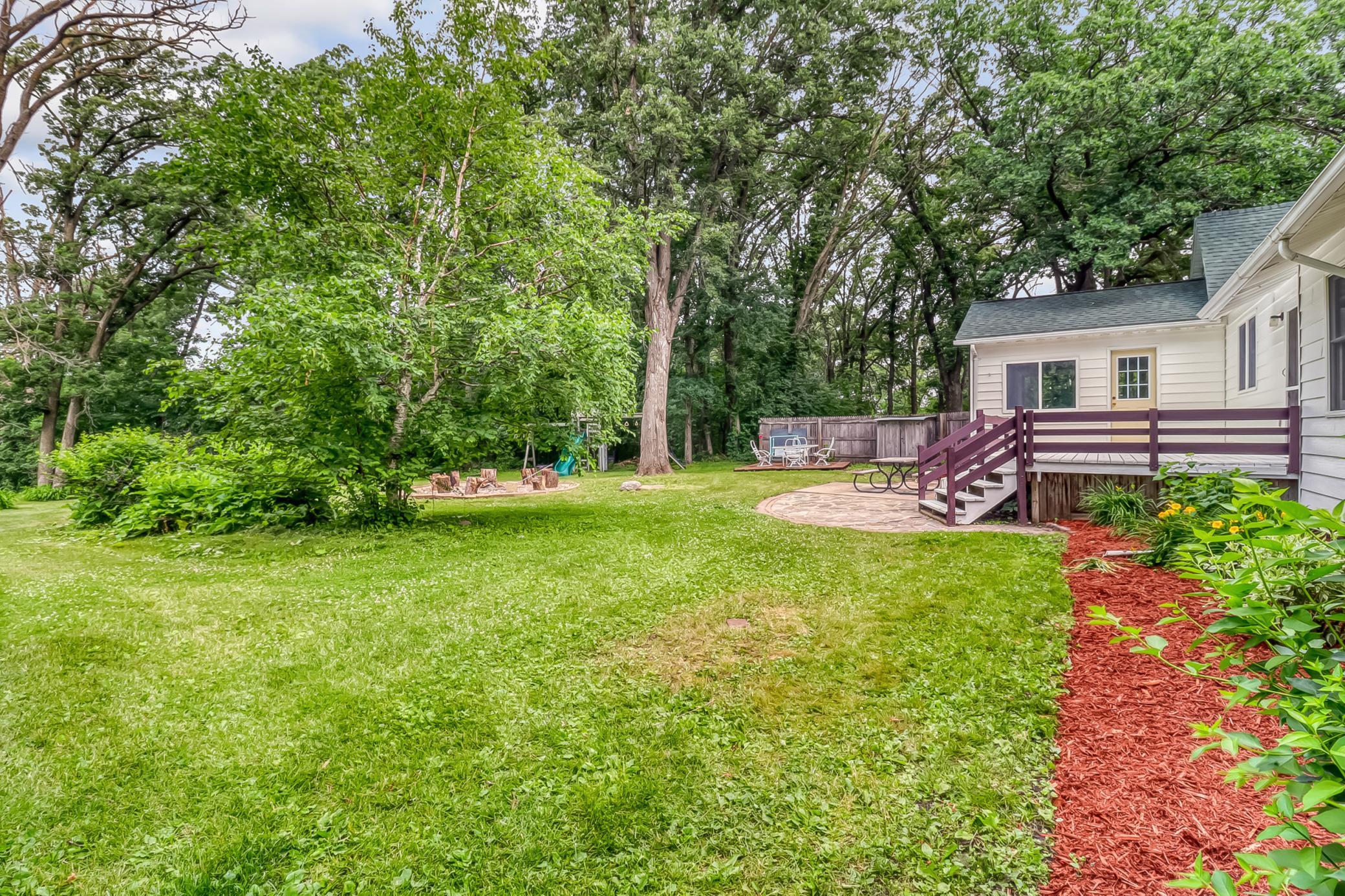 Backyard1_4.jpg