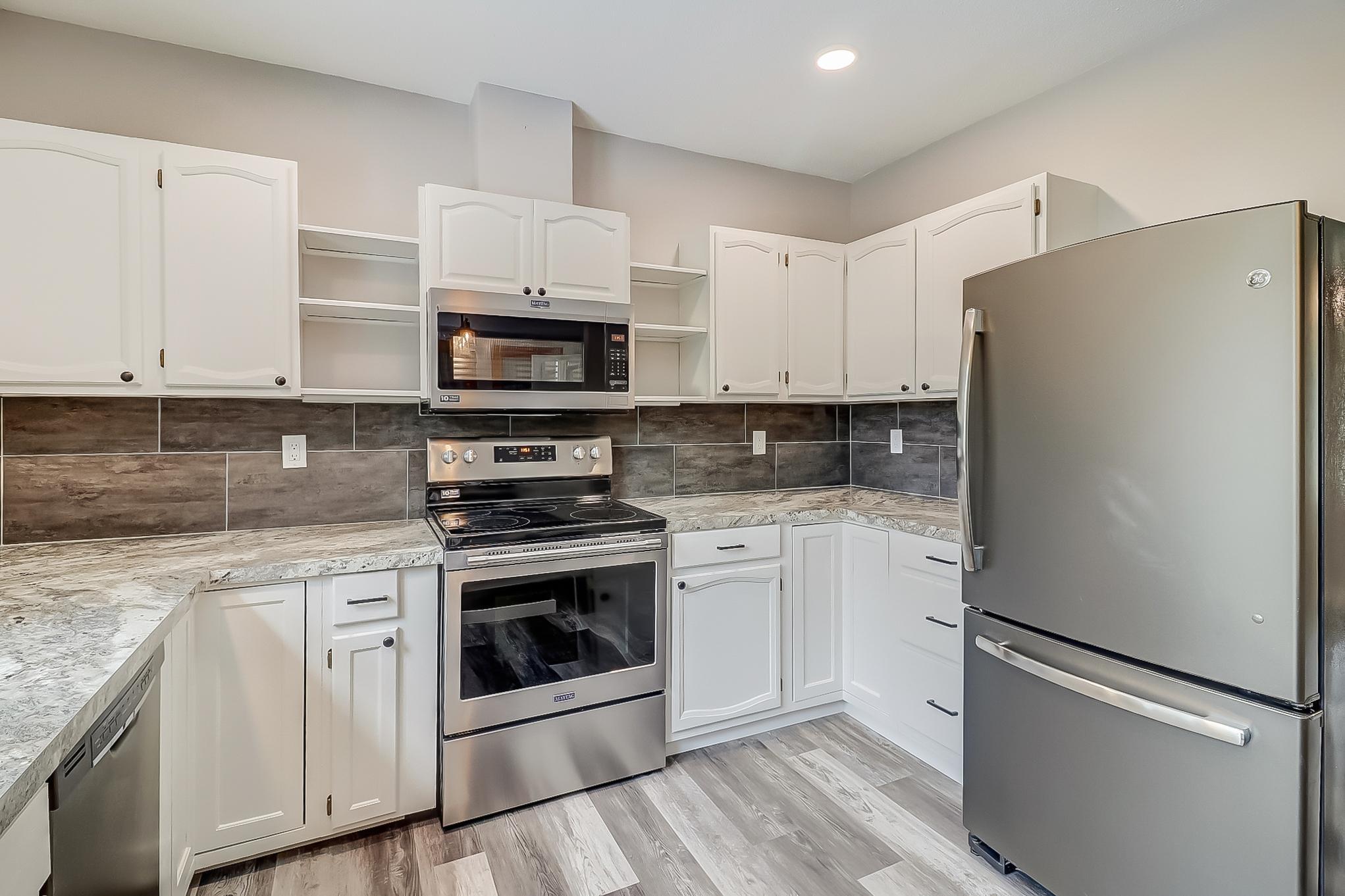 Kitchen1_6.jpg