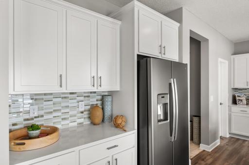 Model Floorplan. Actual home finishes will vary.