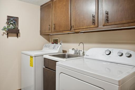 9700 Portland Avenue S, 228, Bloomington, MN 55420