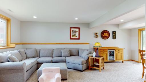 302 Luella Place NE, Stewartville, MN 55976