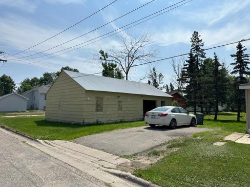 502 1st Avenue SW, Baudette, MN 56623