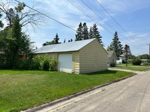 Photo for 502 1st Avenue SW, Baudette, MN 56623 - Listing #6393611 502 1st Avenue SW, Baudette, MN 56623
