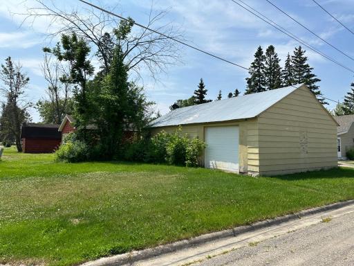 502 1st Avenue SW, Baudette, MN 56623