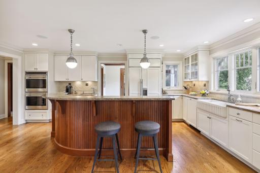 6 Spring Marsh Lane, North Oaks, MN 55127