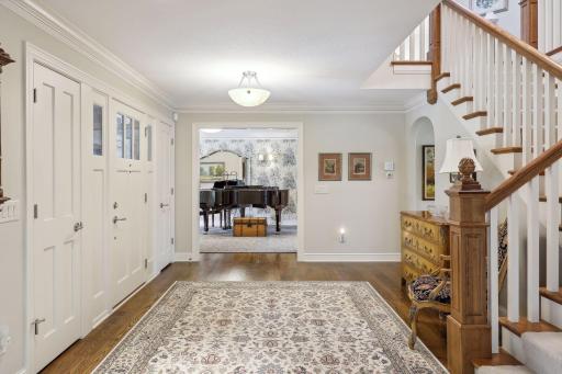 6 Spring Marsh Lane, North Oaks, MN 55127
