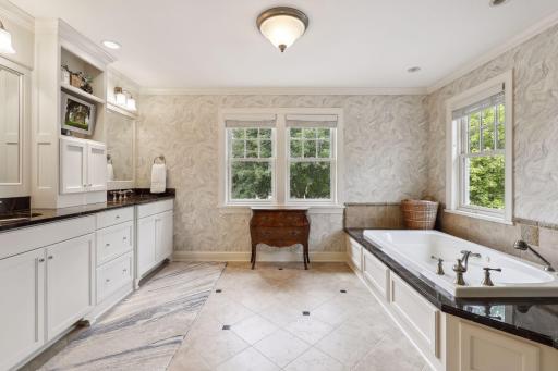 6 Spring Marsh Lane, North Oaks, MN 55127
