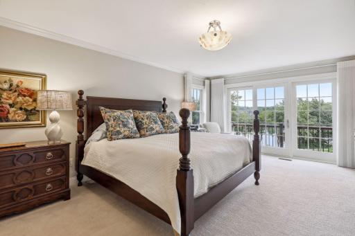 6 Spring Marsh Lane, North Oaks, MN 55127
