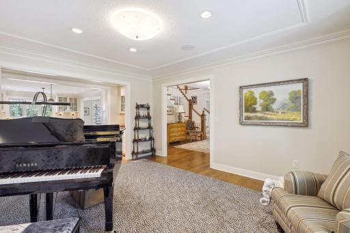 6 Spring Marsh Lane, North Oaks, MN 55127