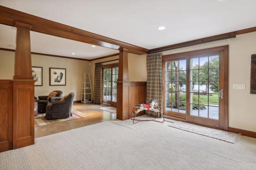 6 Spring Marsh Lane, North Oaks, MN 55127