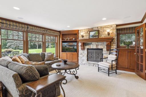 6 Spring Marsh Lane, North Oaks, MN 55127