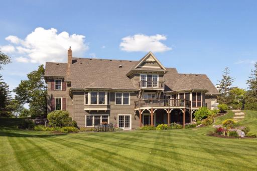 6 Spring Marsh Lane, North Oaks, MN 55127